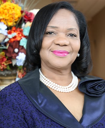 Dr. Sharon Crockett-Ray, Director of Institutional Advancement Dr. Sharon Crockett-Ray, Director of Institutional Advancement